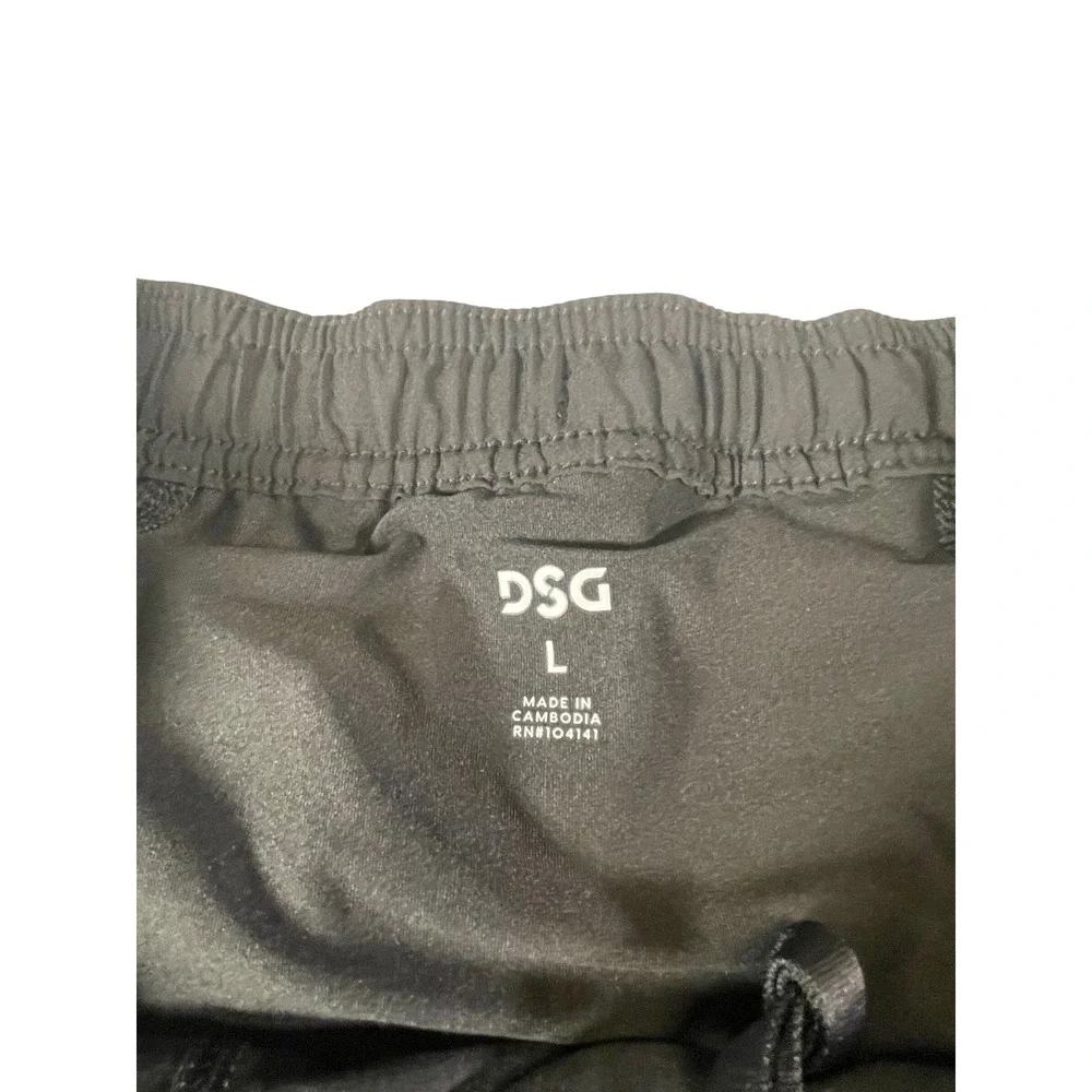 DSG Agility 2-in-1 Running Shorts Mens Large Black Built-in Liner Zip Pocket NWT